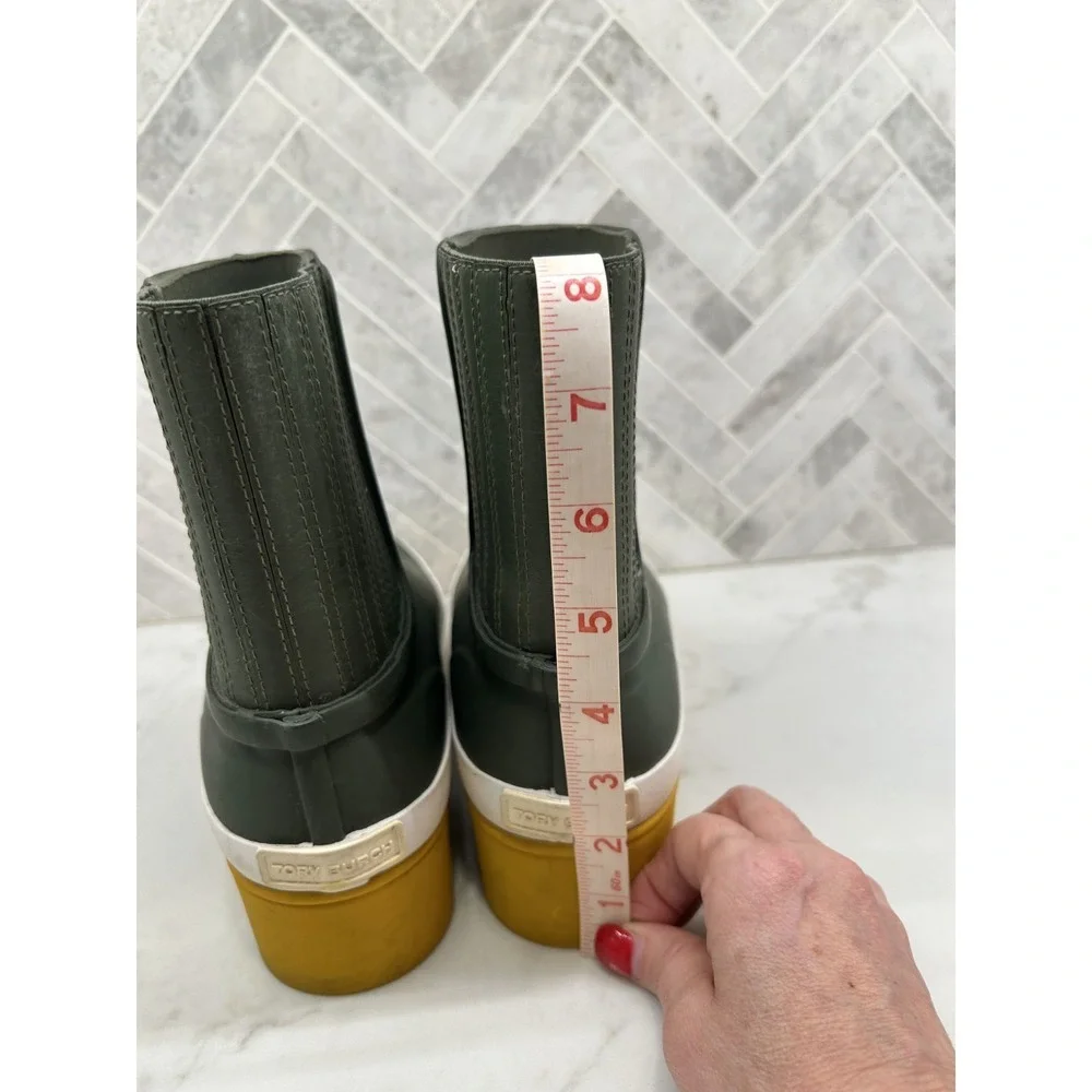 TORY BURCH Rubber Lug Sole Ankle Rain Boots Women's Size‎ 6 Green 12708-121